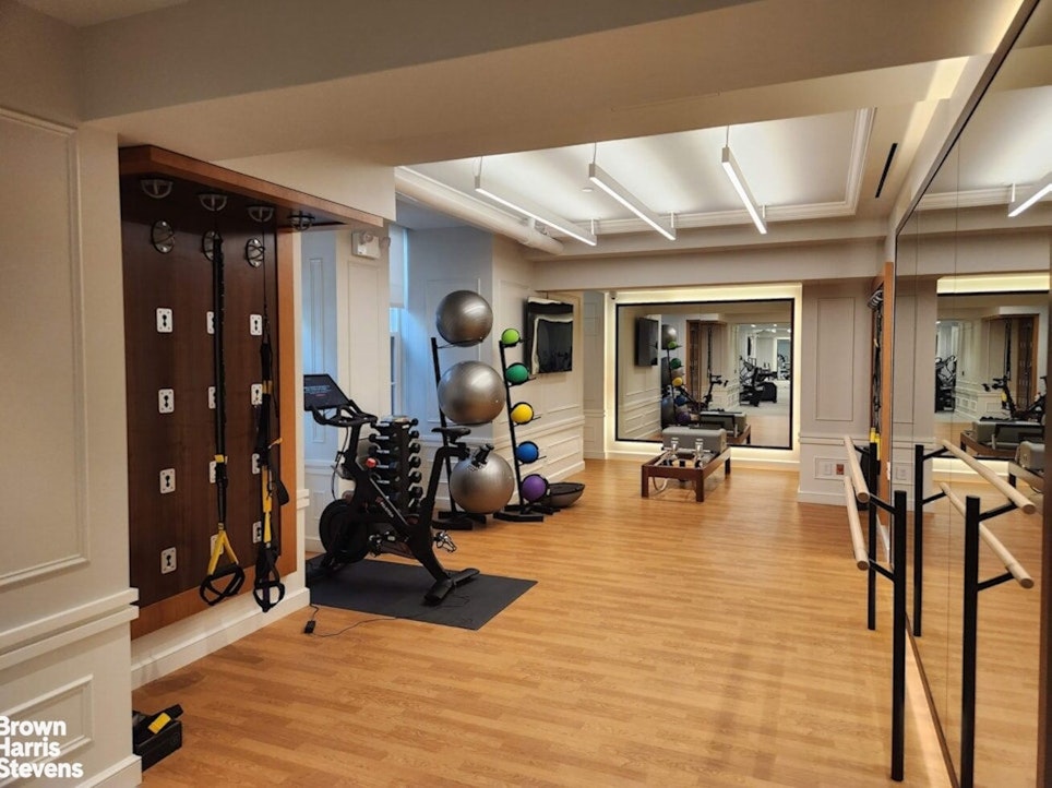 829 Park Avenue 10B Upper East Side New York NY 10021