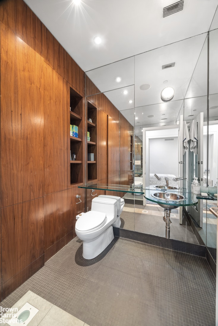 20 East 17th Street Flatiron District New York NY 10003