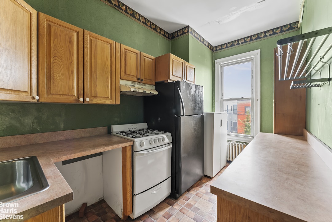 150A Diamond Street Greenpoint Brooklyn NY 11222