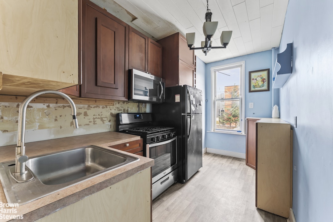 150A Diamond Street Greenpoint Brooklyn NY 11222