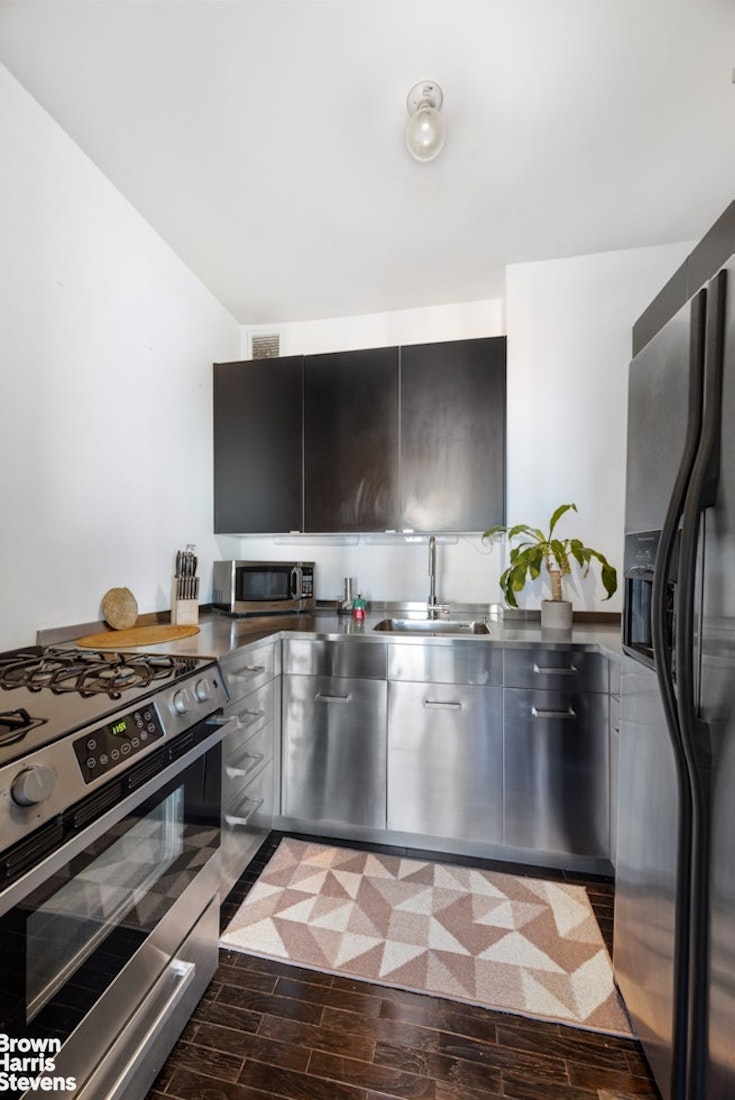 301 West 57th Street 30B Clinton New York NY 10019