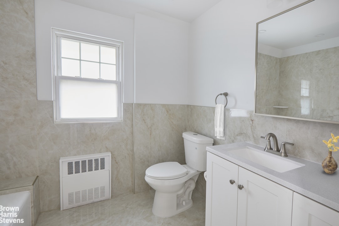 185-16 Galway Avenue Hollis Queens NY 11412