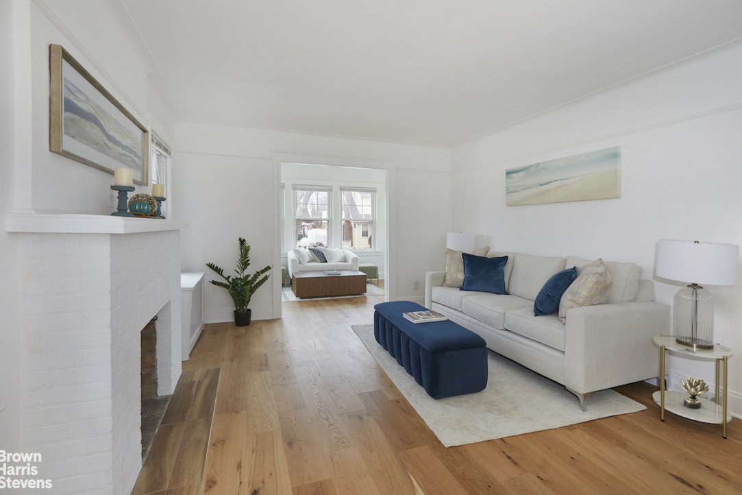 185-16 Galway Avenue Hollis Queens NY 11412