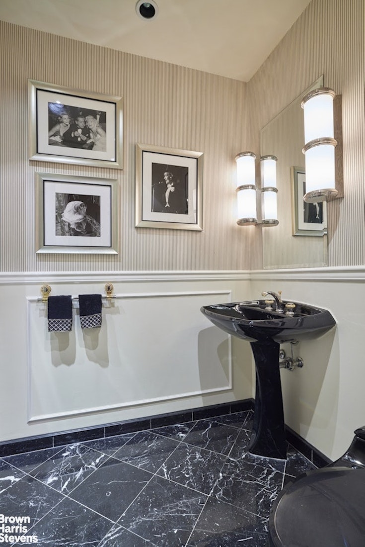 1095 Park Avenue 8B Carnegie Hill New York NY 10128