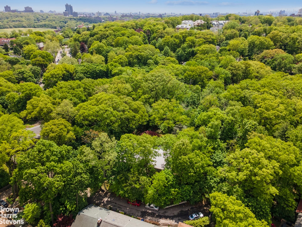 383 West 254th Street North Riverdale Bronx NY 10471
