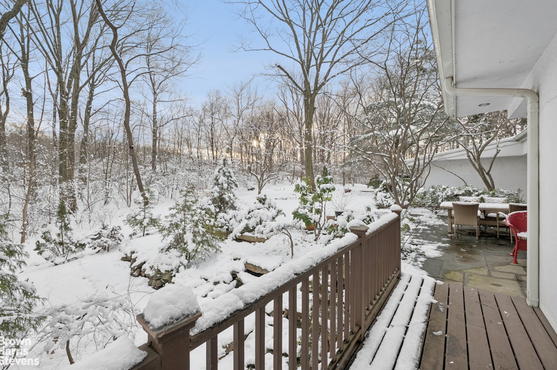 383 West 254th Street North Riverdale Bronx NY 10471