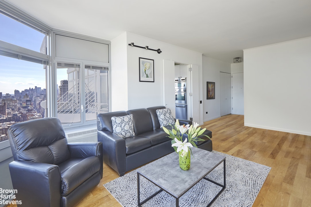 200 East 32nd Street 32A Kips Bay New York NY 10016