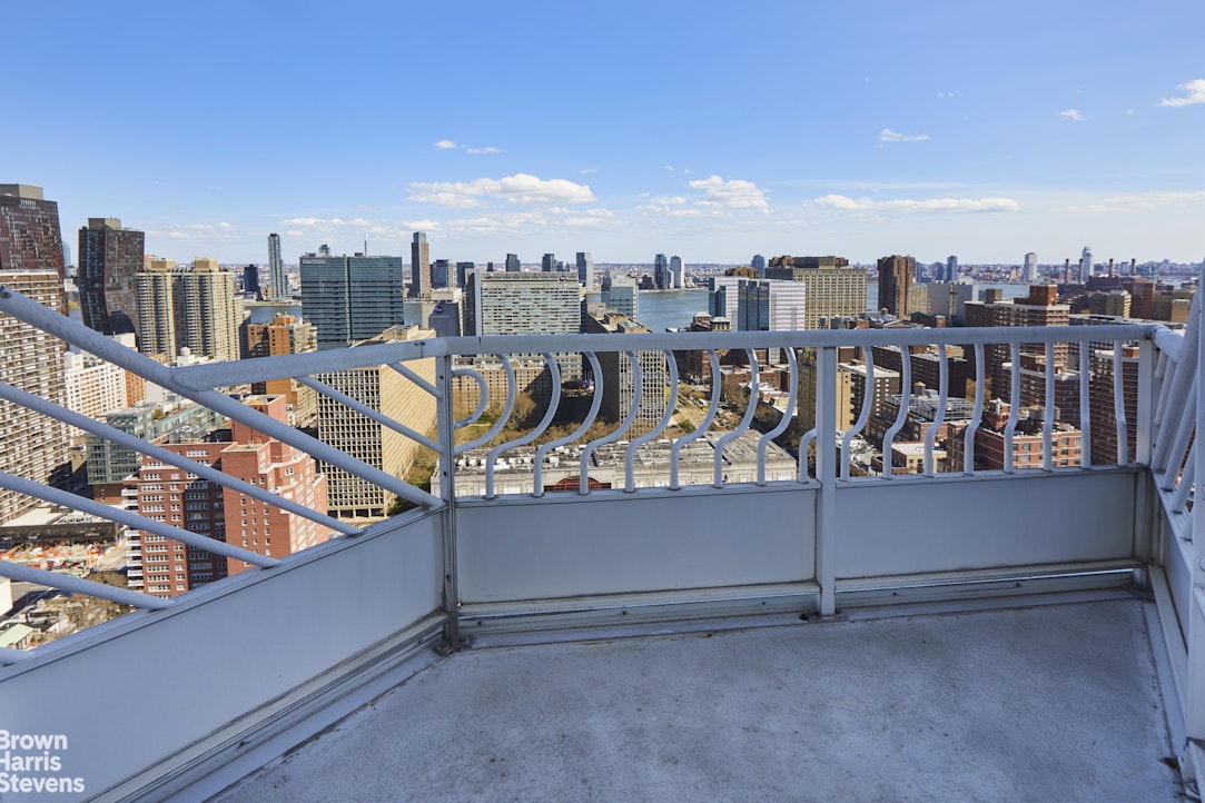 200 East 32nd Street 32A Kips Bay New York NY 10016