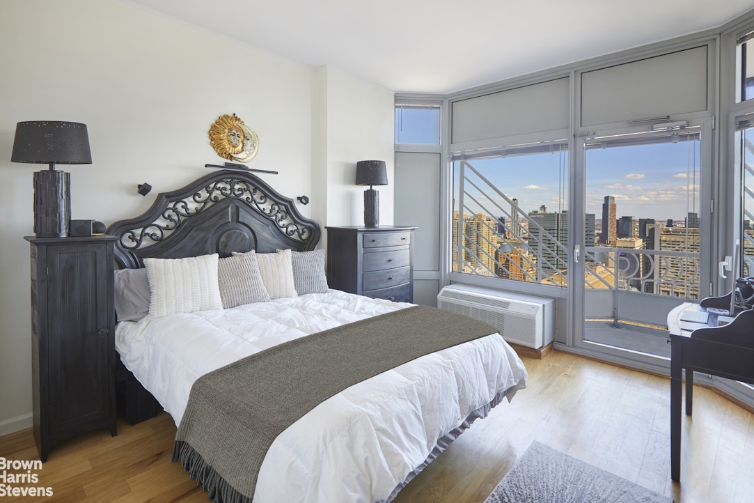 200 East 32nd Street 32A Kips Bay New York NY 10016