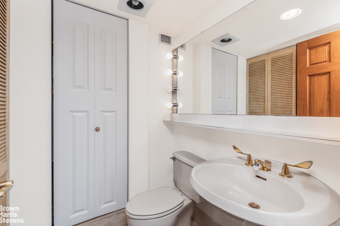 386 Columbus Avenue 17A/18A Upper West Side New York NY 10024