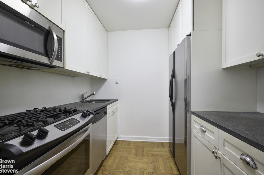 50 Sutton Place South 3K Sutton Place New York NY 10022