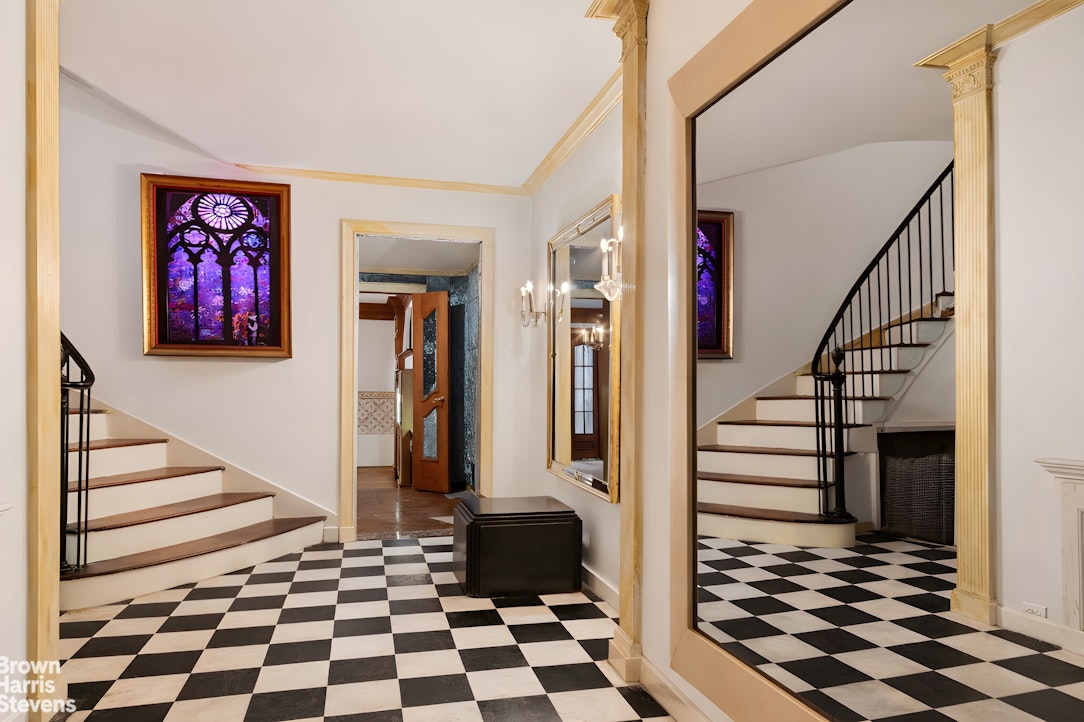 52 East 69th Street Upper East Side New York NY 10021