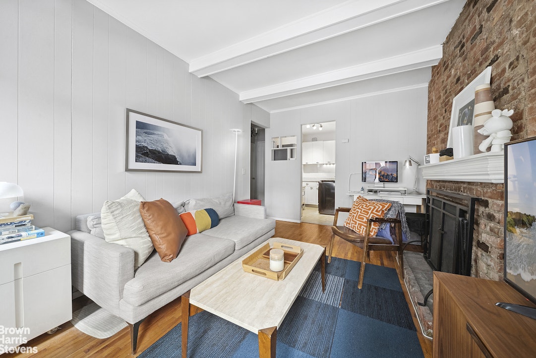 134 West 71st Street 10 Lincoln Square New York NY 10023