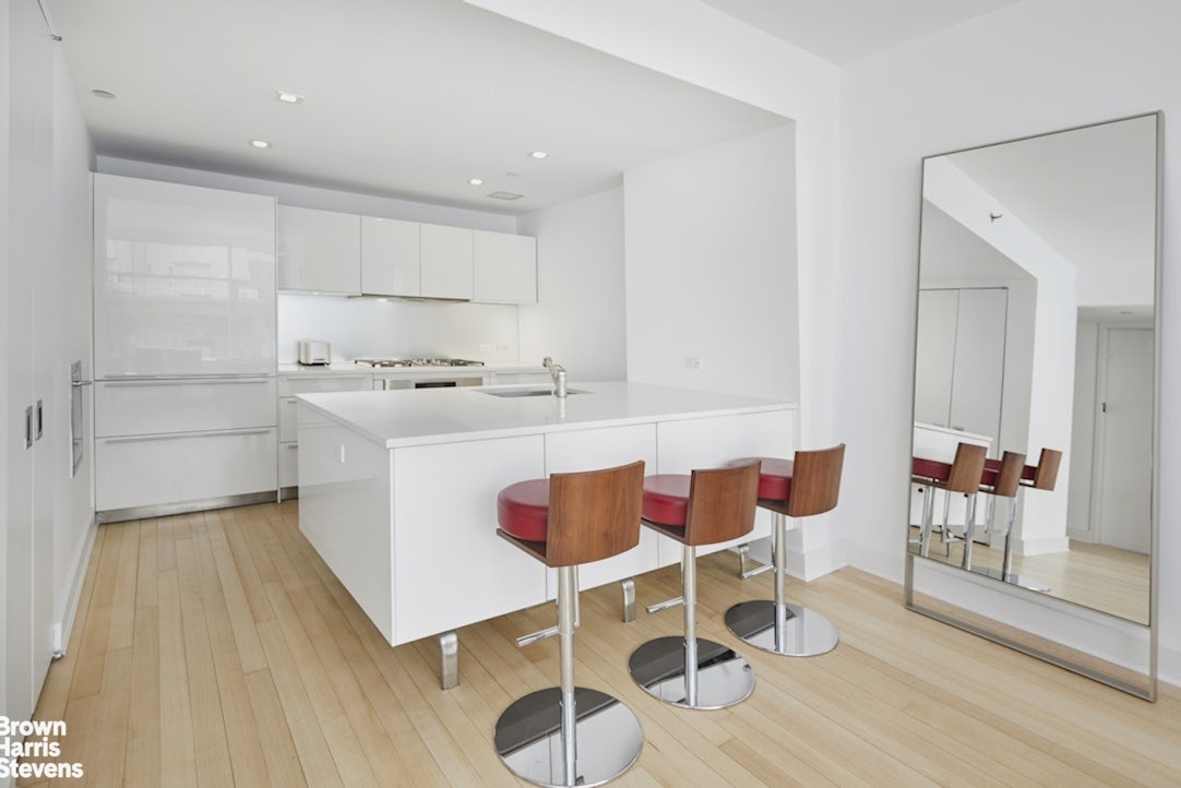 5 East 44th Street Midtown East New York NY 10017