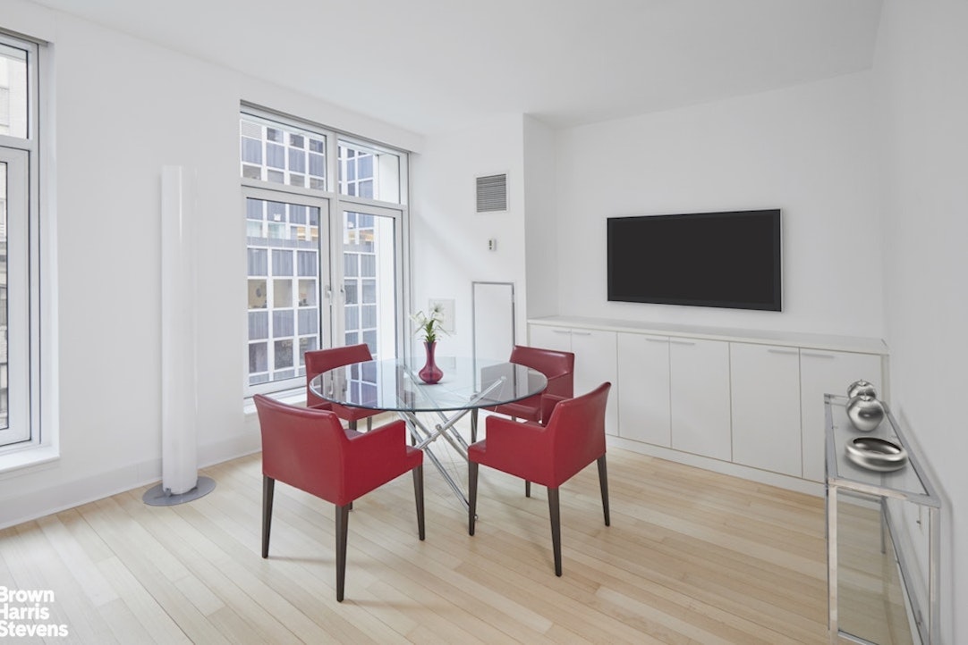 5 East 44th Street Midtown East New York NY 10017