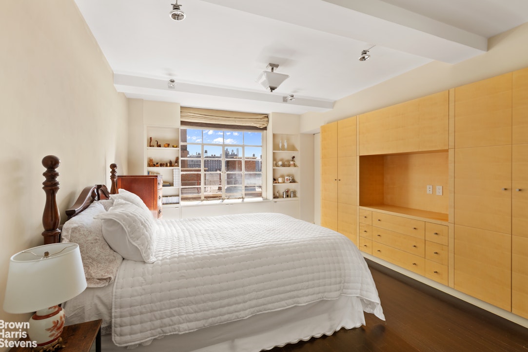 320 Central Park West 8N Central Park West New York NY 10025