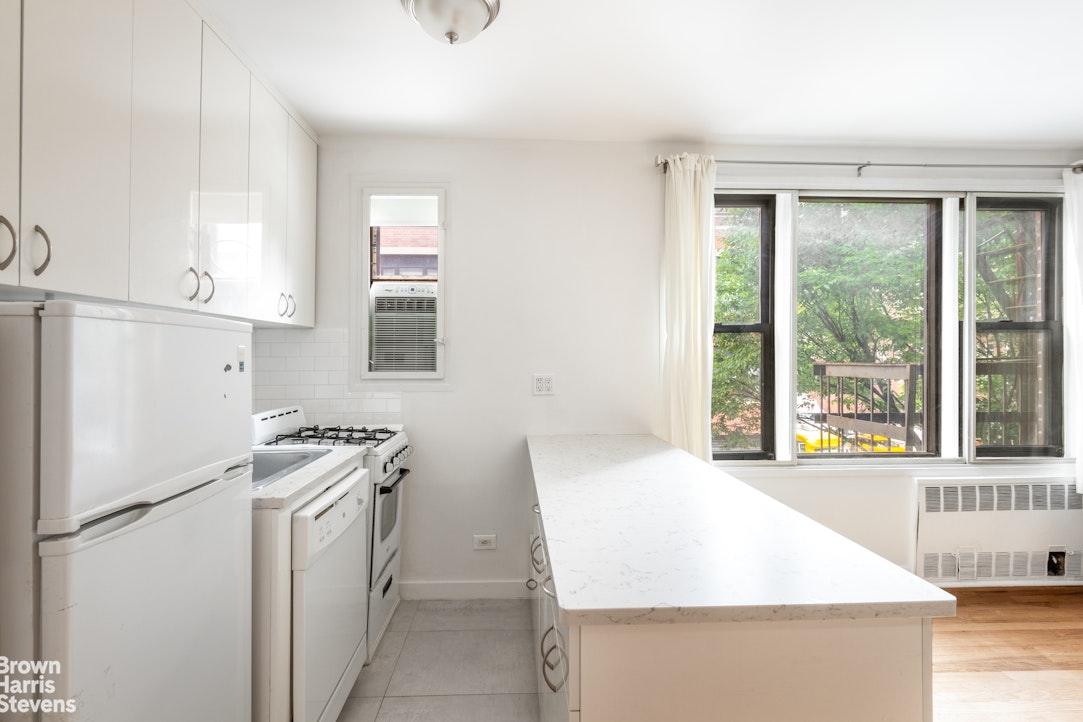 400 West 58th Street 3C Clinton New York NY 10019