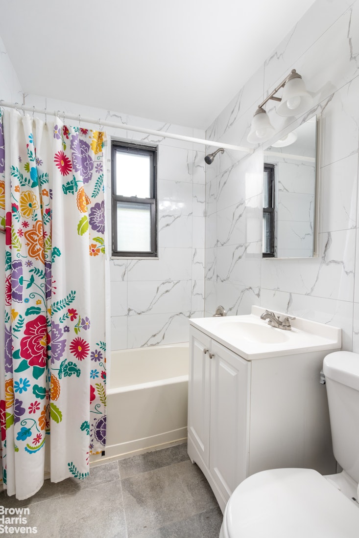 400 West 58th Street 3C Clinton New York NY 10019