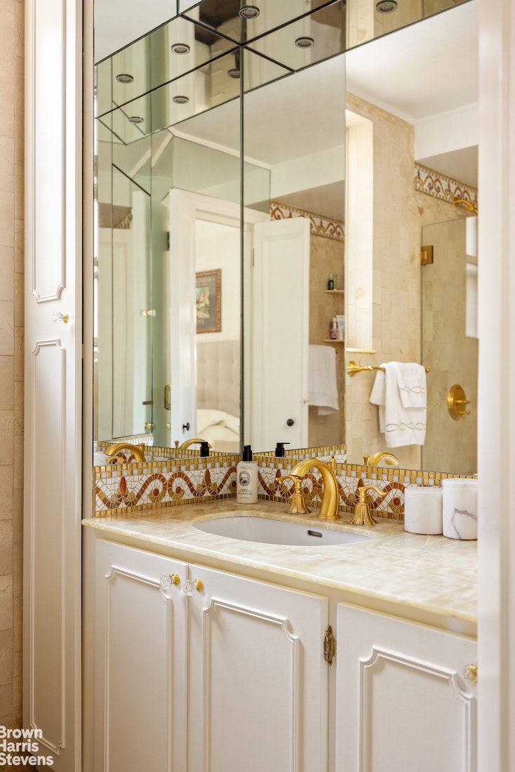 419 East 57th Street 6F Sutton Place New York NY 10022