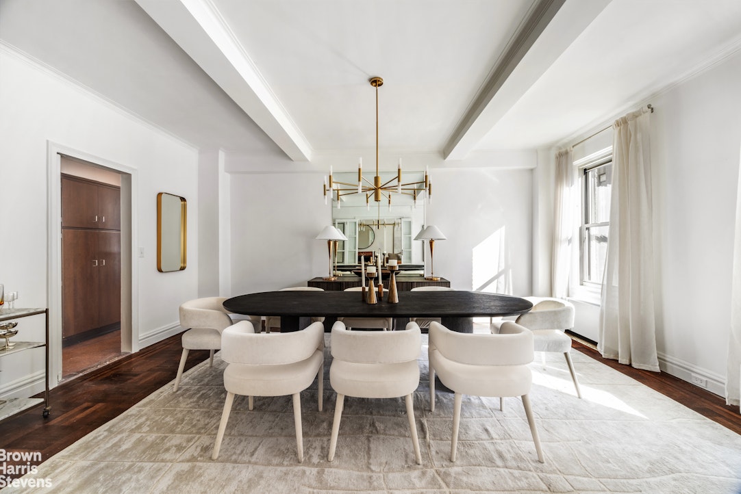 21 East 87th Street 6B Carnegie Hill New York NY 10128