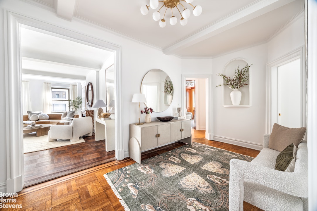 21 East 87th Street 6B Carnegie Hill New York NY 10128