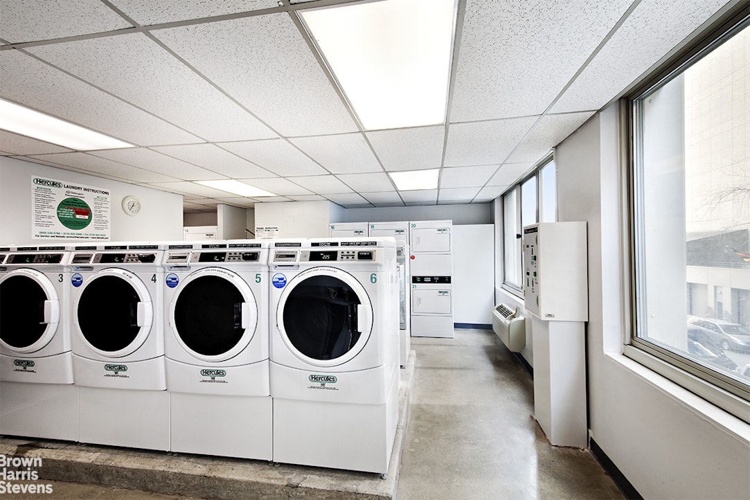 333 East 45th Street 26F Turtle Bay New York NY 10017