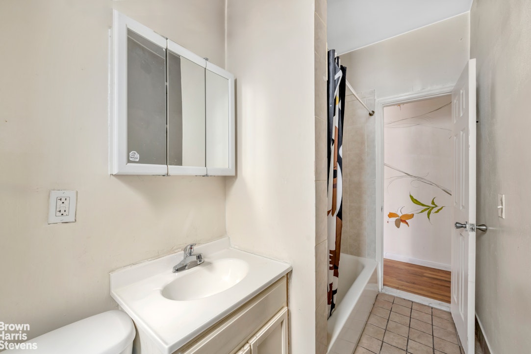 92 Saint Nicholas Avenue 5E West Harlem New York NY 10026