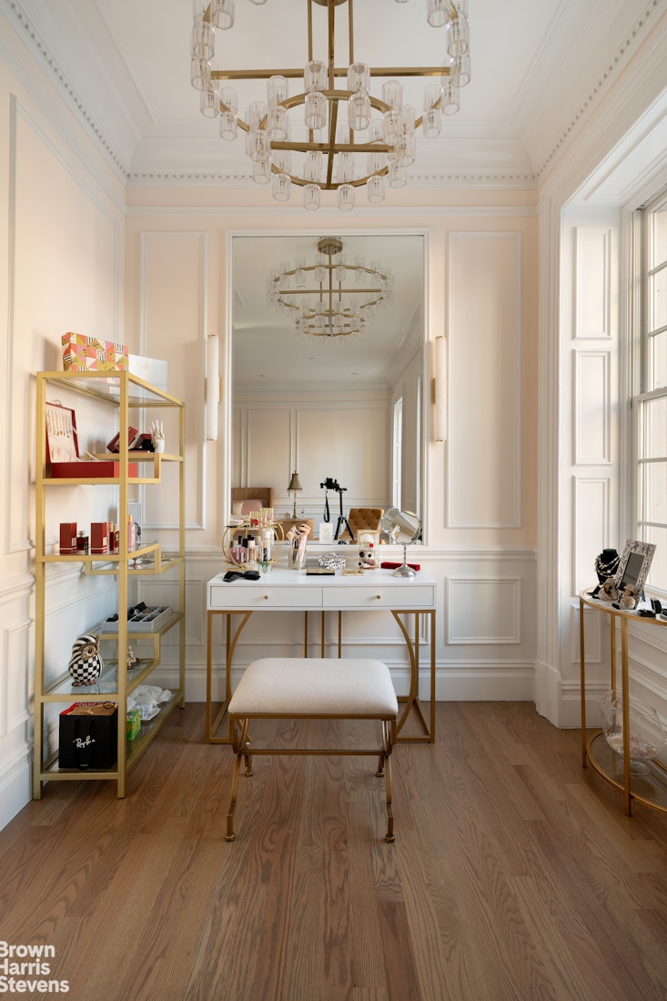 340 West 23rd Street Chelsea New York NY 10011