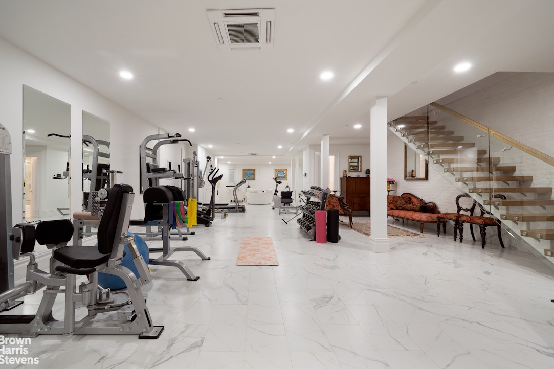 340 West 23rd Street Chelsea New York NY 10011