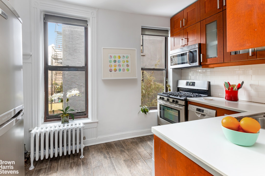 537 Clinton Street 2B Carroll Gardens Brooklyn NY 11231