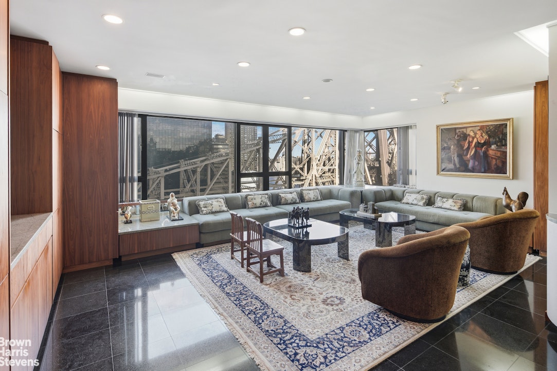 425 East 58th Street 15F Sutton Place New York NY 10022