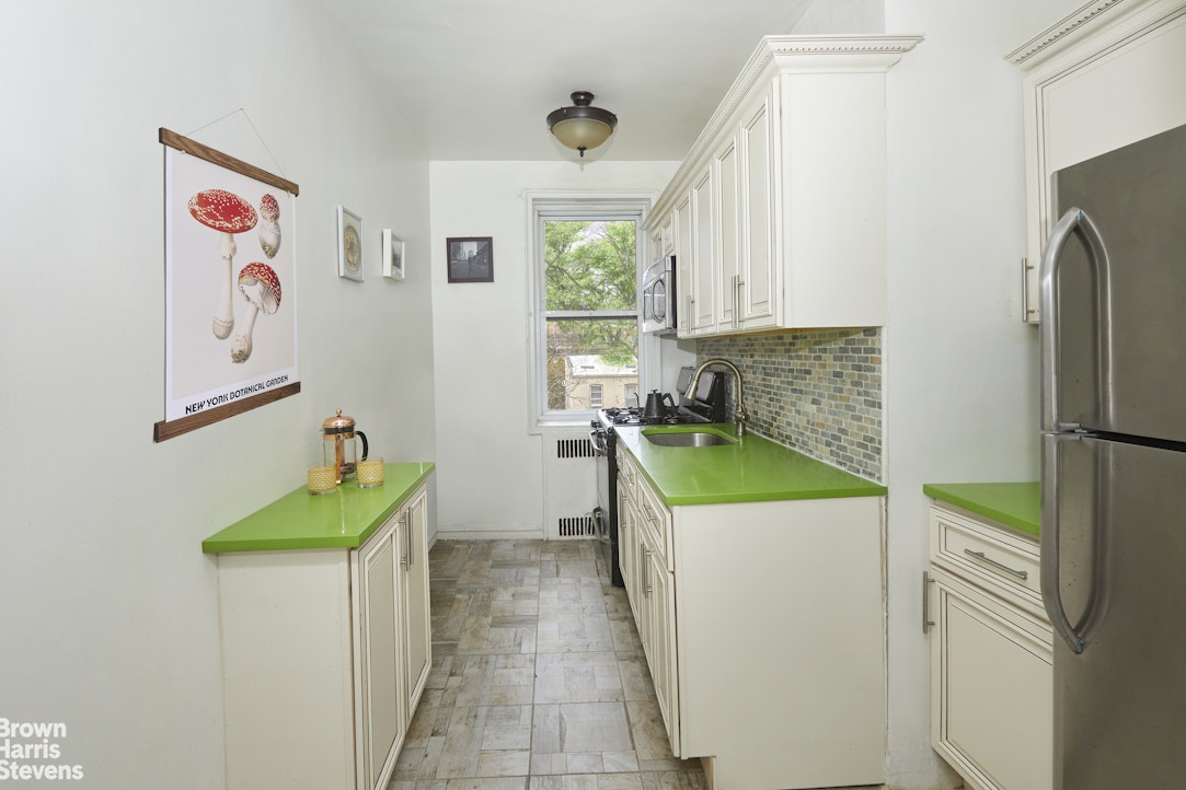 435 Ocean Parkway 3K Kensington Brooklyn NY 11218