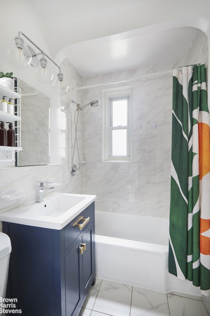 435 Ocean Parkway 3K Kensington Brooklyn NY 11218