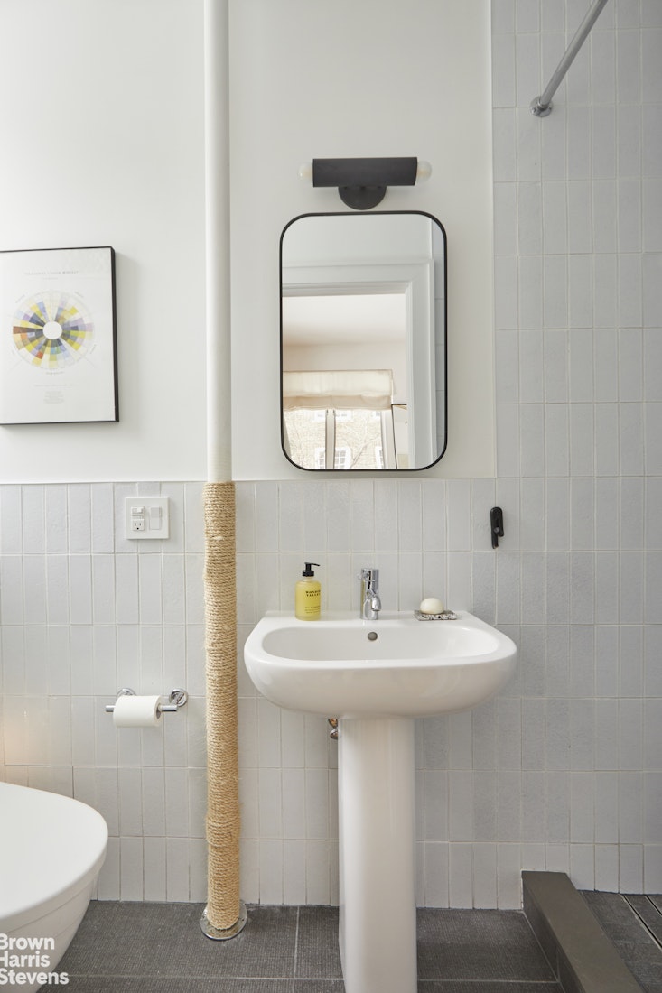 34-42 80th Street 2 Jackson Heights Queens NY 11372