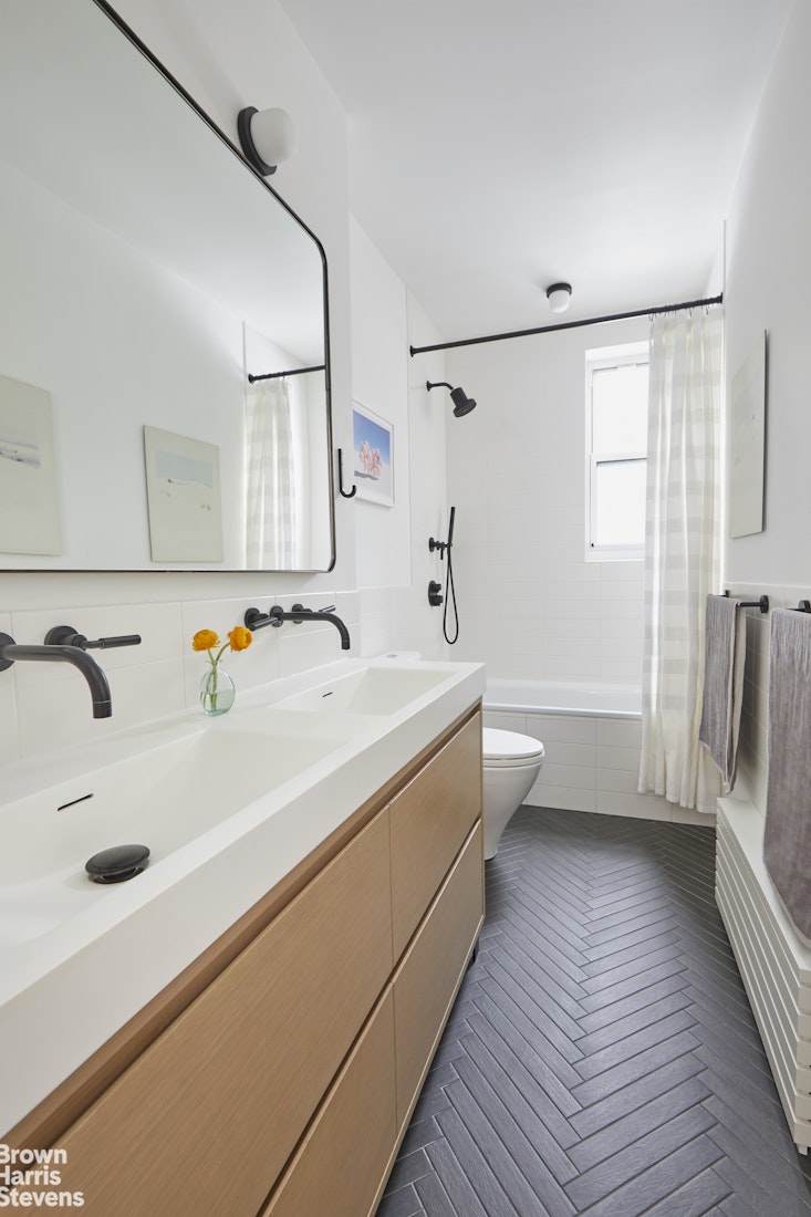 34-42 80th Street 2 Jackson Heights Queens NY 11372