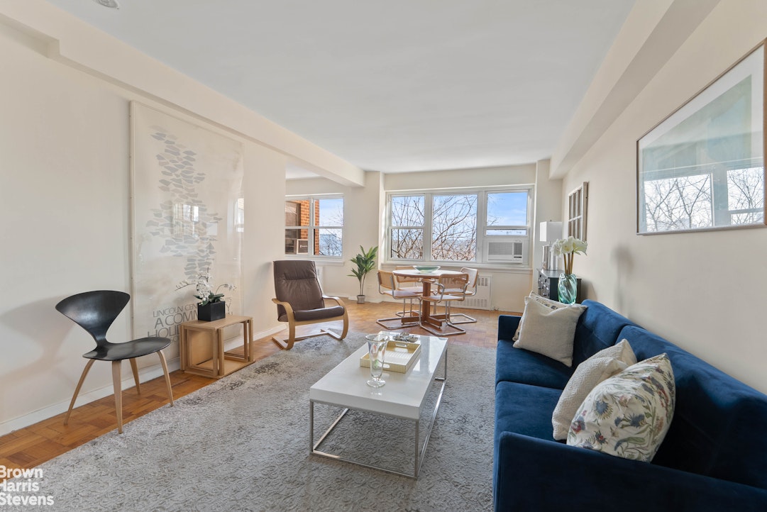 11 Riverside Drive 6HW Upper West Side New York NY 10023