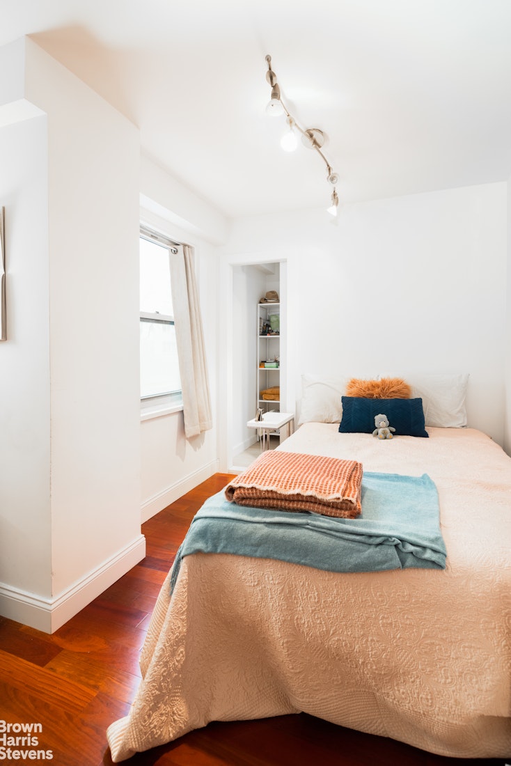 166 East 35th Street 4A Murray Hill New York NY 10016