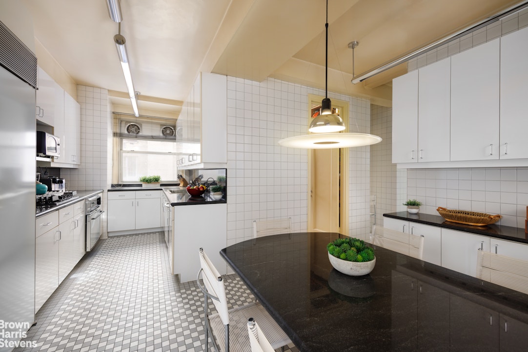 1010 Fifth Avenue 10B Upper East Side New York NY 10028