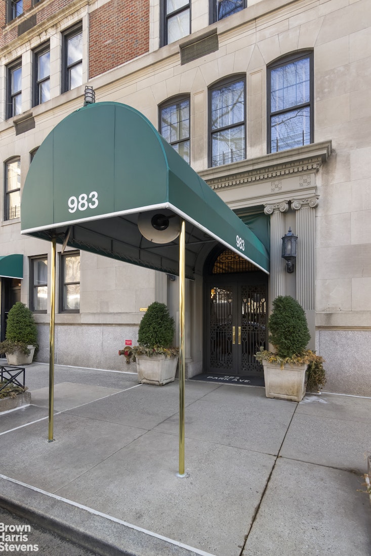 983 Park Avenue 12A Upper East Side New York NY 10028