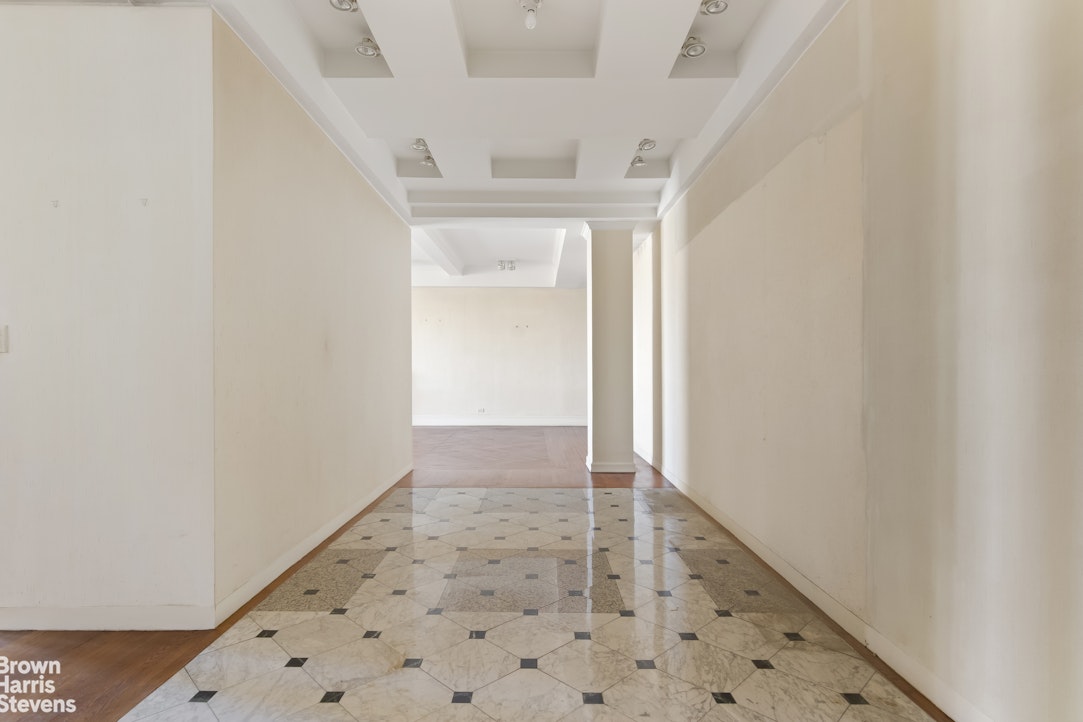 983 Park Avenue 12A Upper East Side New York NY 10028