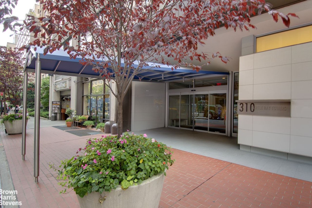 310 East 46th Street Turtle Bay New York NY 10017