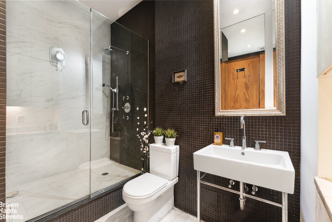 310 East 46th Street Turtle Bay New York NY 10017