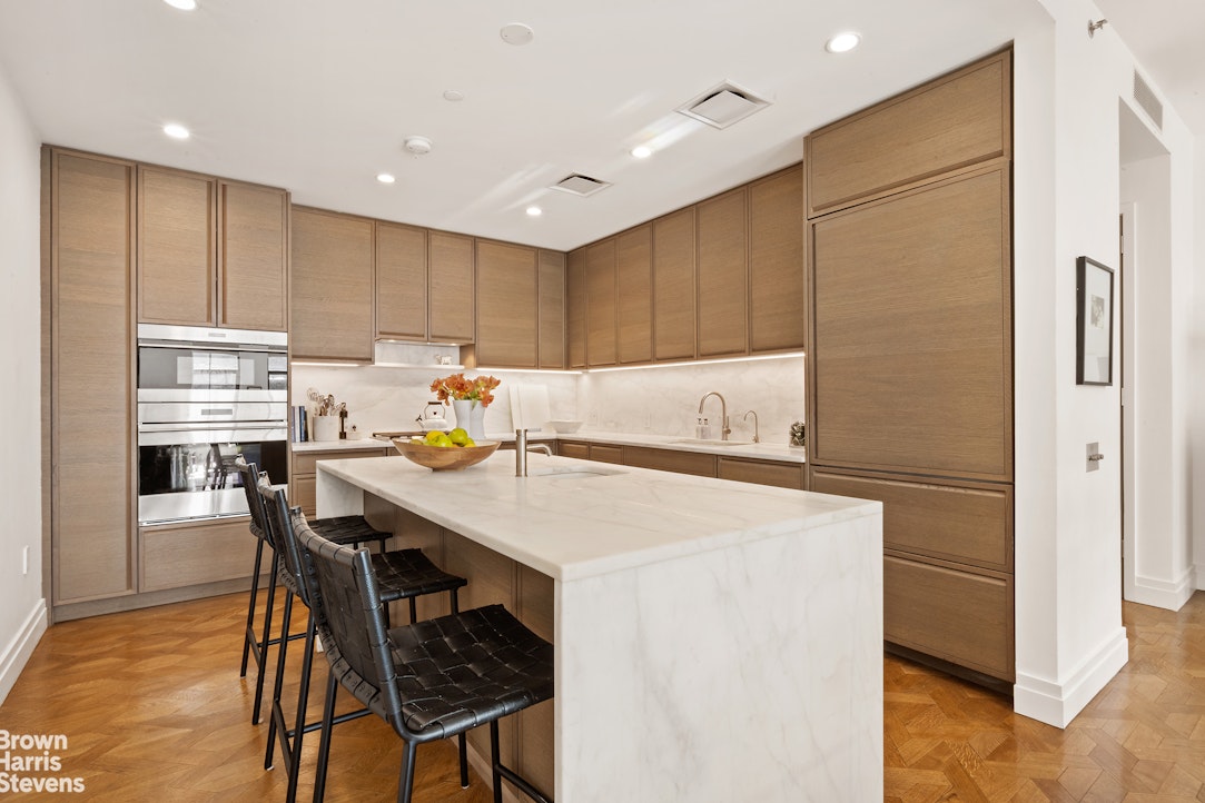 207 West 79th Street Upper West Side New York NY 10024