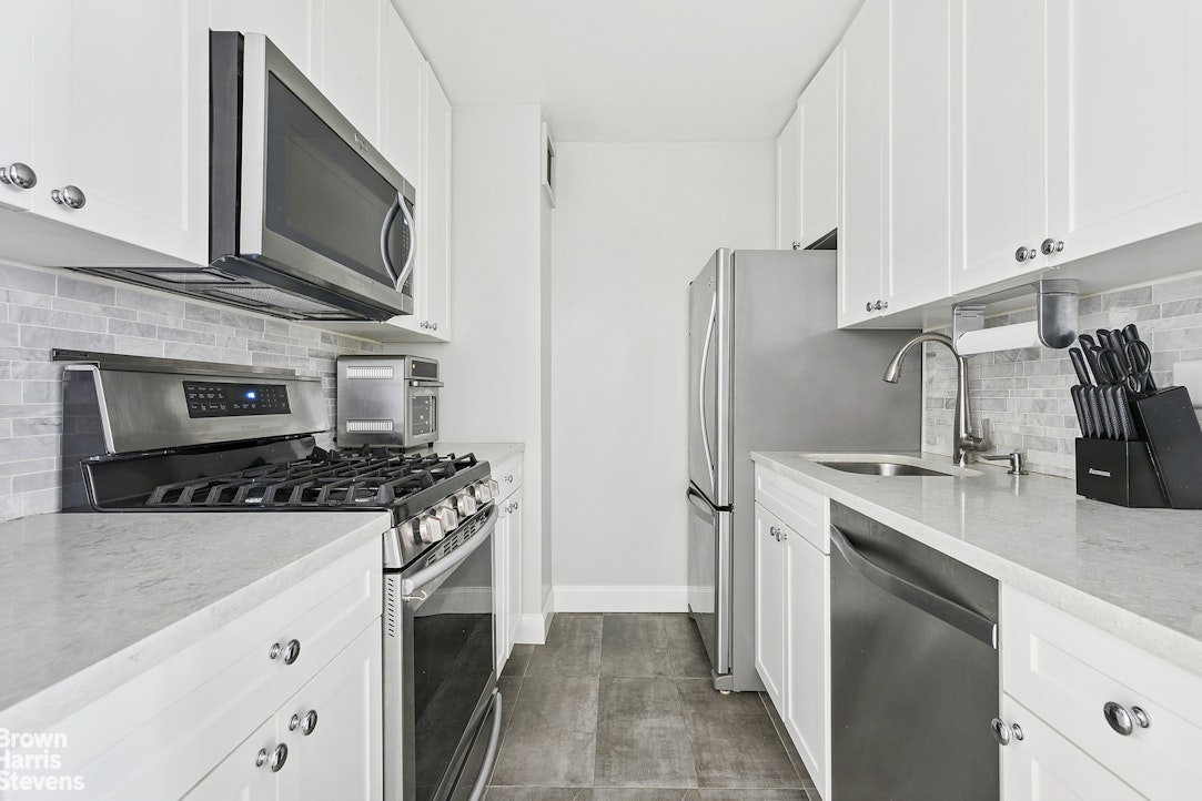 201 East 28th Street 9N Kips Bay New York NY 10016