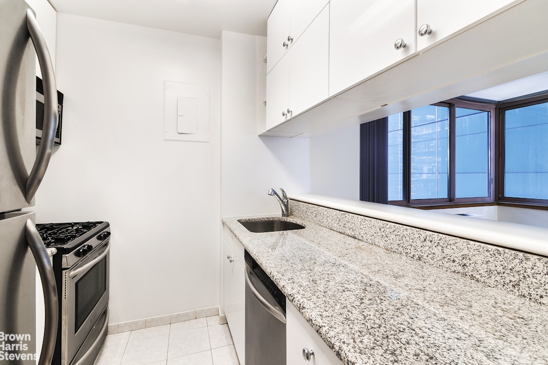 235 East 40th Street 24D Murray Hill New York NY 10016