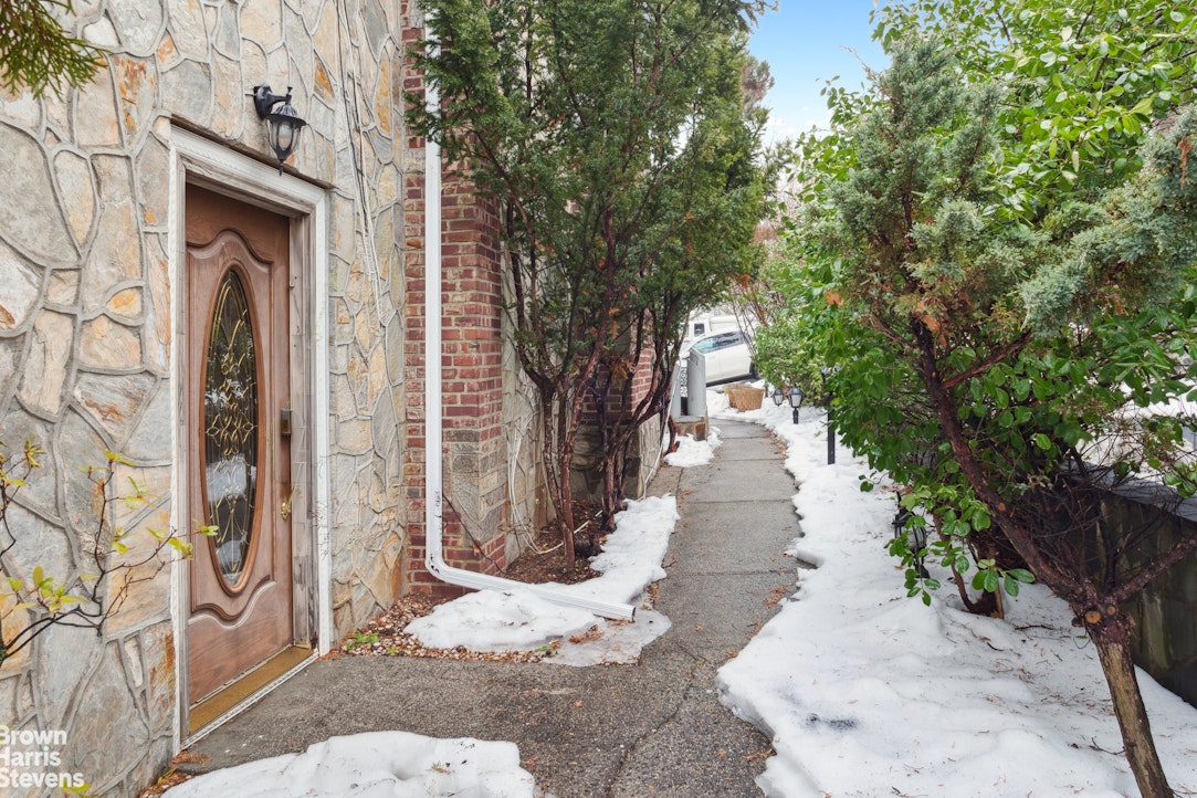 6015 Independence Avenue Riverdale Bronx NY 10471