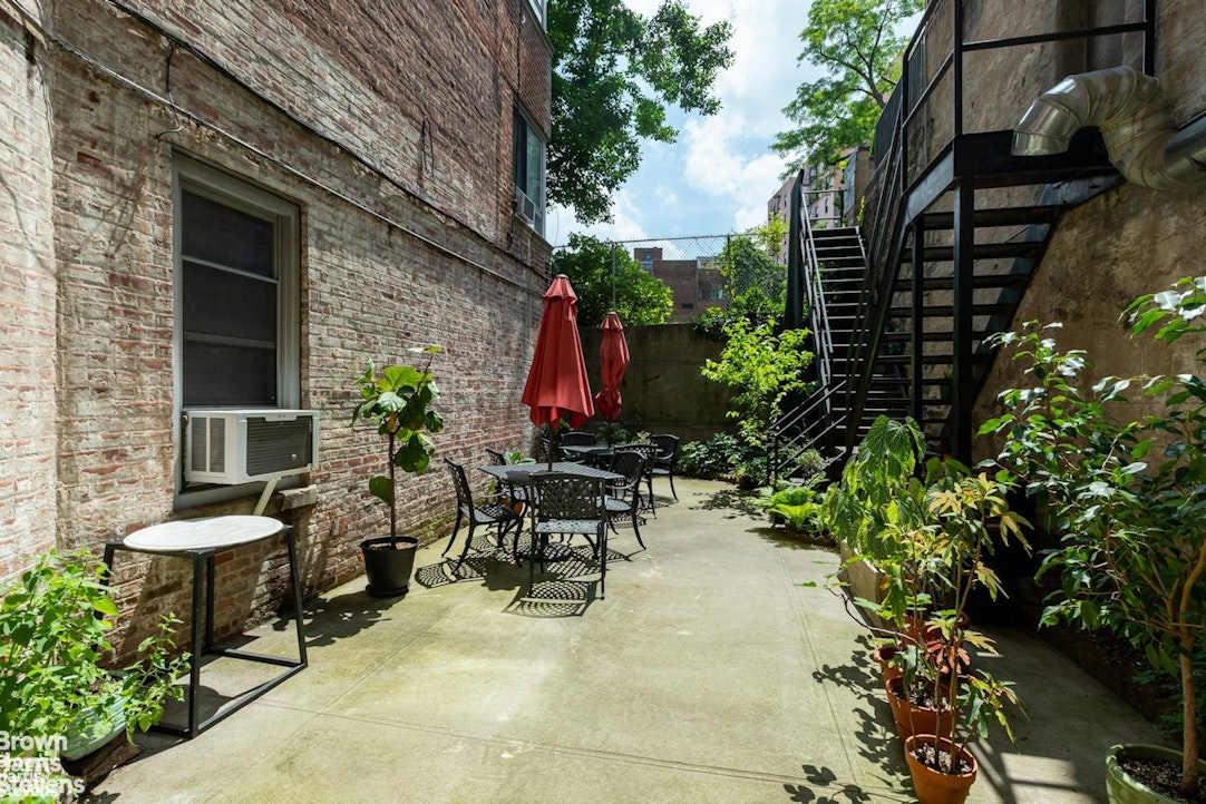 4445 Post Road 3B Fieldston Bronx NY 10471