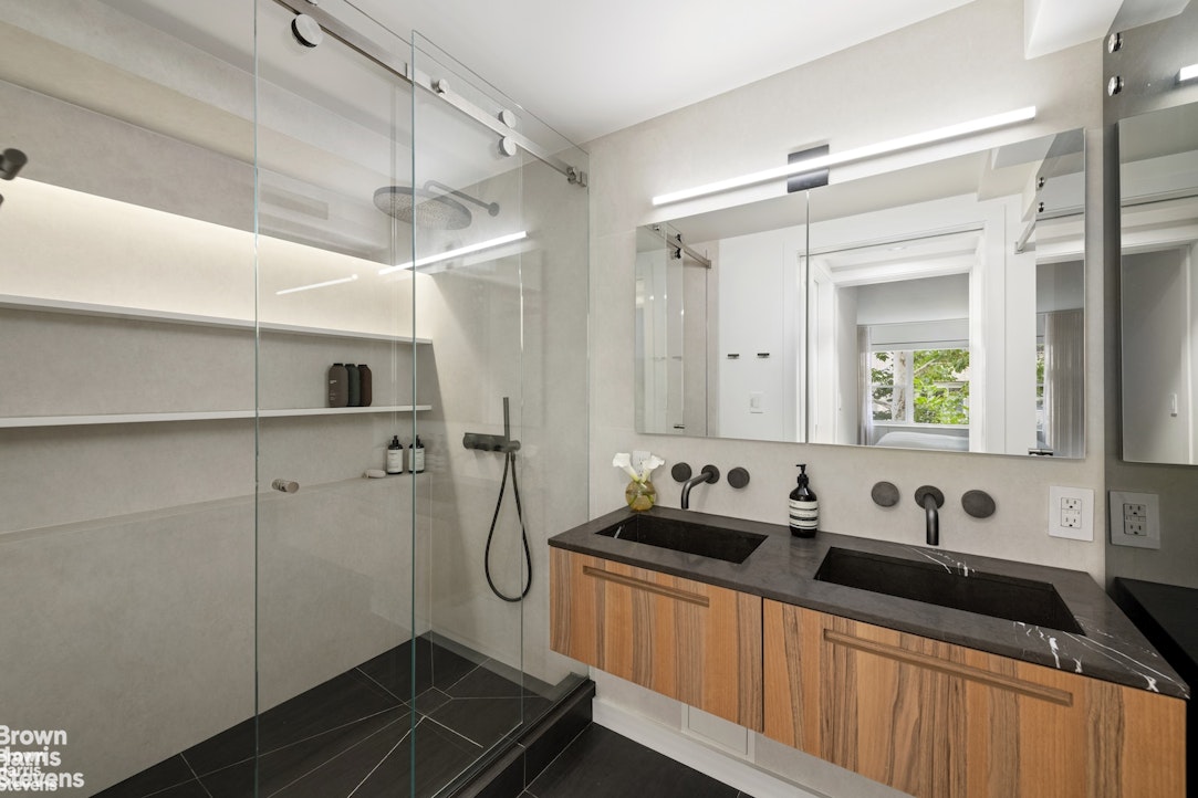 1025 Fifth Avenue 7A Upper East Side New York NY 10028