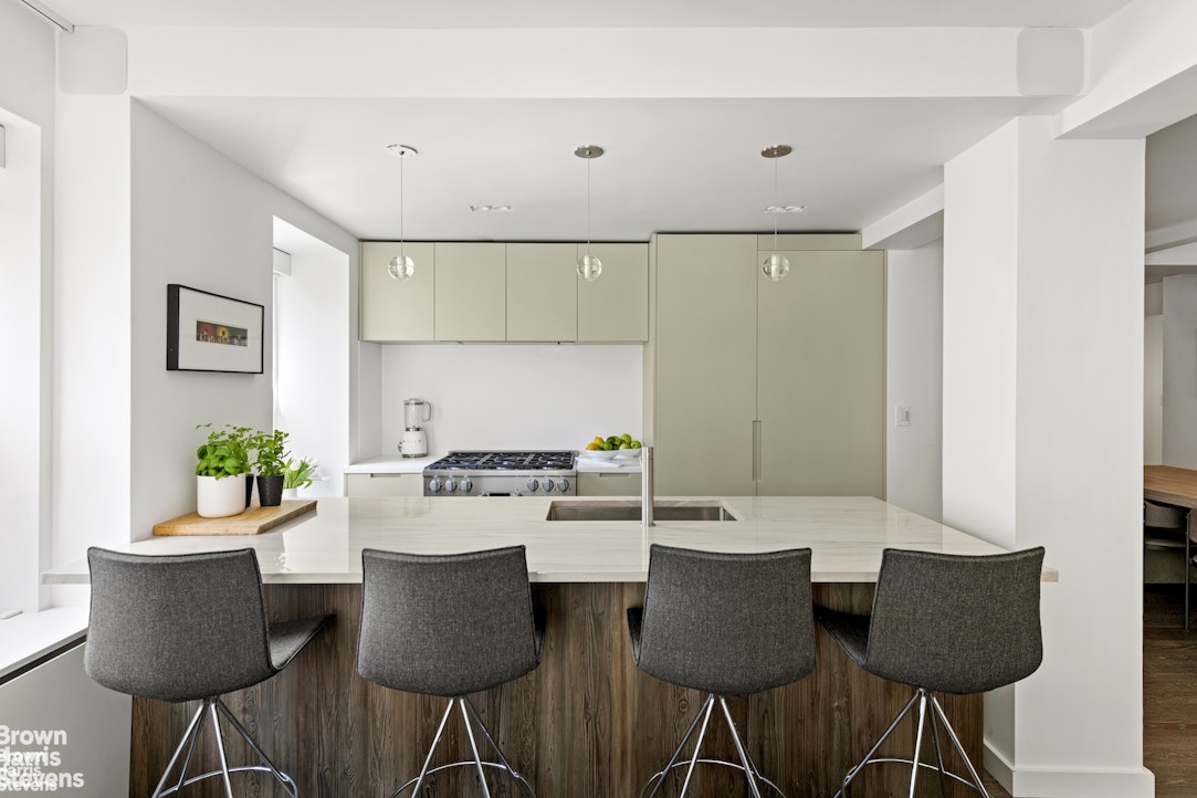 1025 Fifth Avenue 7A Upper East Side New York NY 10028