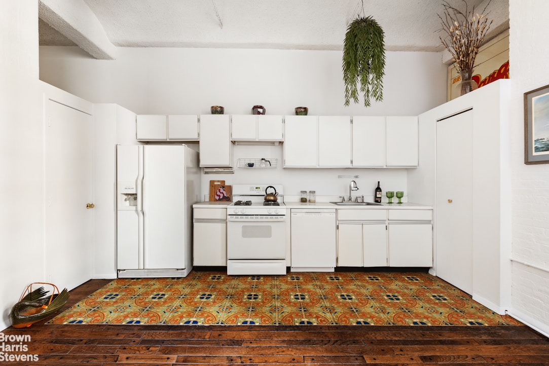 161 West 15th Street 3A Chelsea New York NY 10011